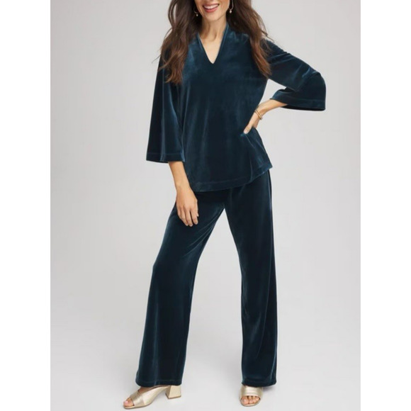 Chico's Pants - Chico’s Velvet 2 Piece Set Womens Large Teal 3/4 Sleeve Pull On Pants Relaxed